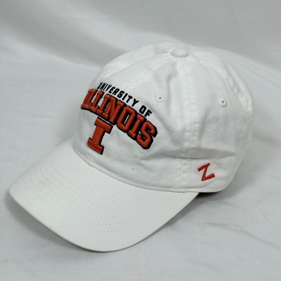 Zephyr Other - University of Illinois Fighting Illini Zephyr White Adjustable Baseball Cap